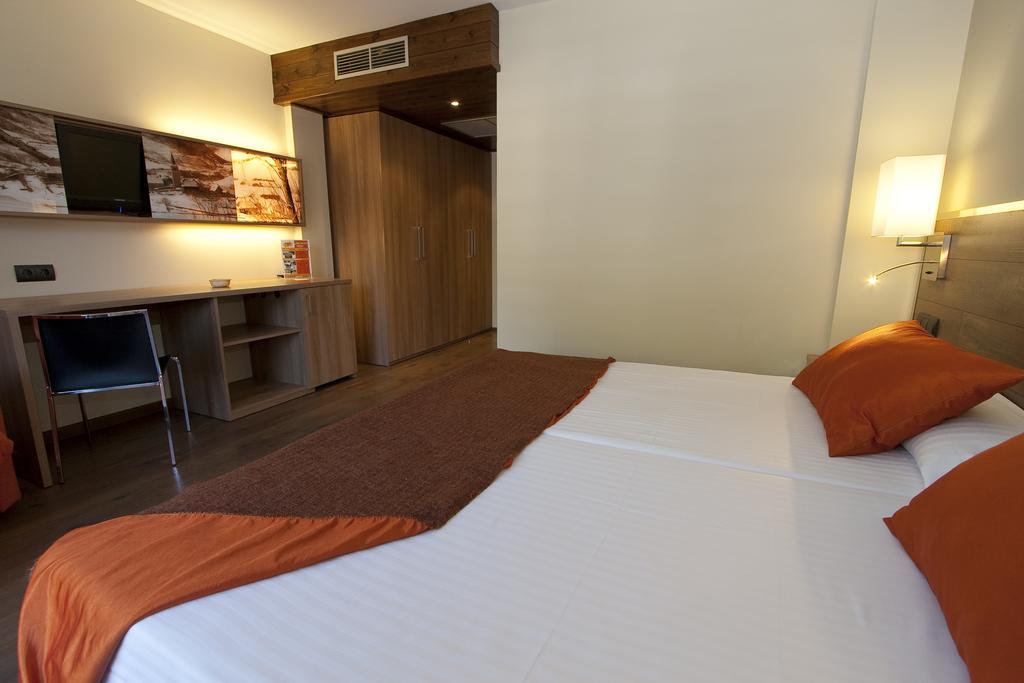 Nubahotel Vielha Bilik gambar